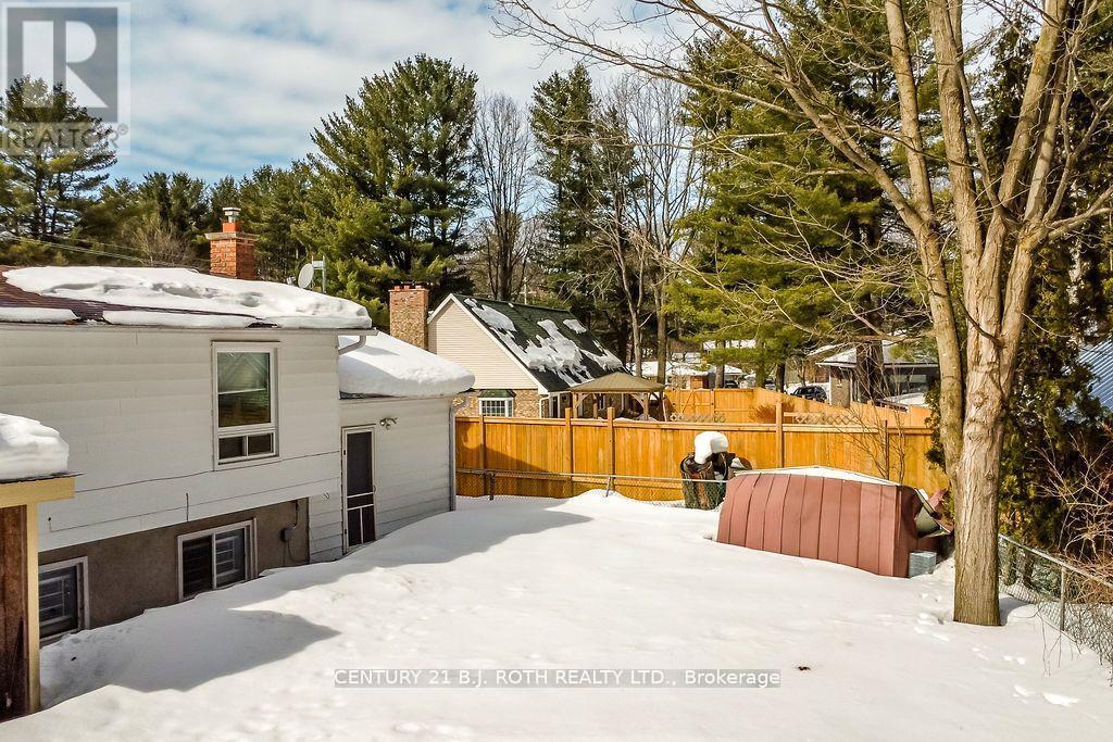 Photo 1 of 21 Luella Boulevard, Springwater ON