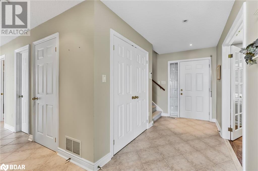 Photo 10 of 2653 Leonard Street, Innisfil ON