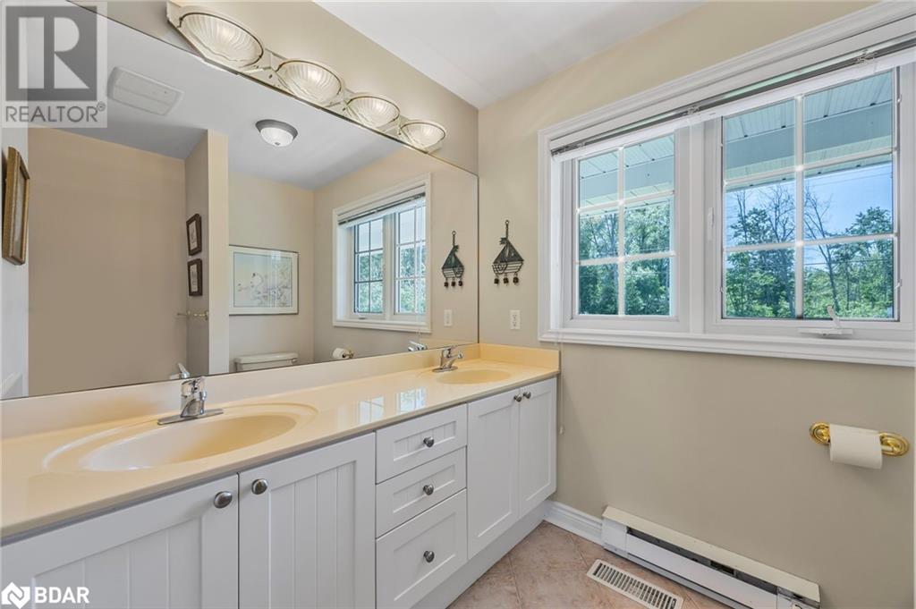 Photo 24 of 2653 Leonard Street, Innisfil ON