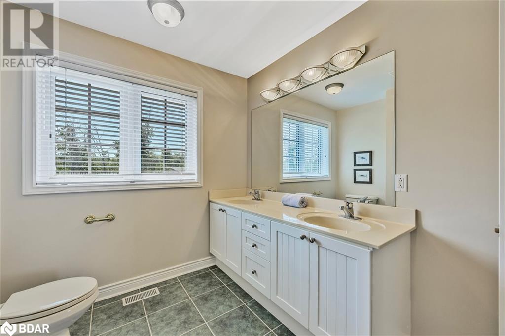 Photo 32 of 2653 Leonard Street, Innisfil ON