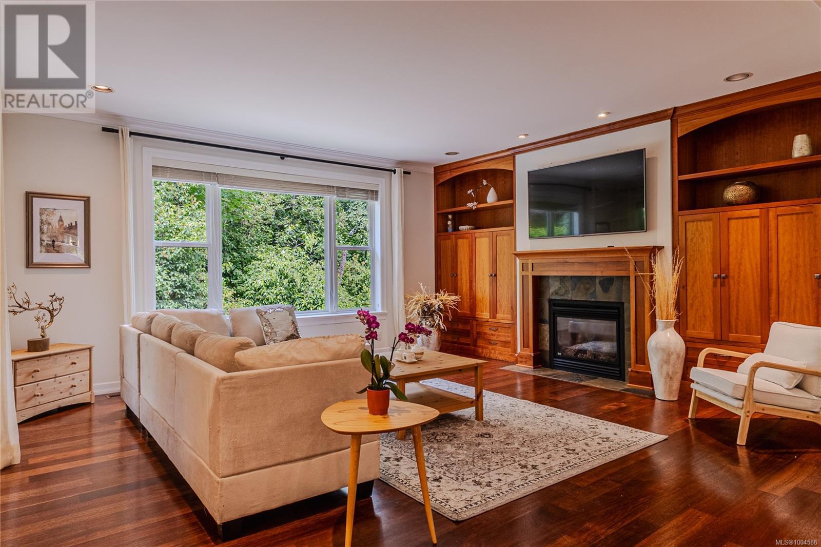 Photo 5 of 3948 Telegraph Bay Rd, Saanich BC
