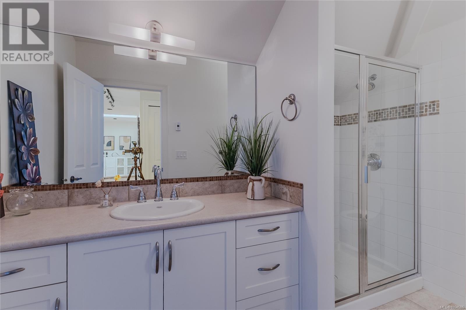 Photo 29 of 3948 Telegraph Bay Rd, Saanich BC