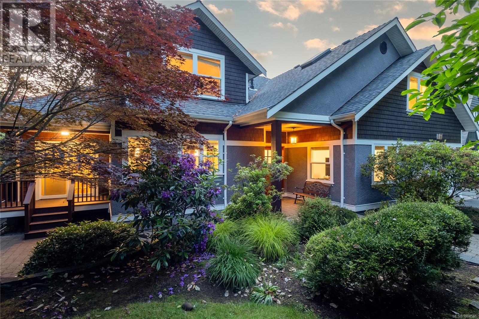 Photo 2 of 3948 Telegraph Bay Rd, Saanich BC