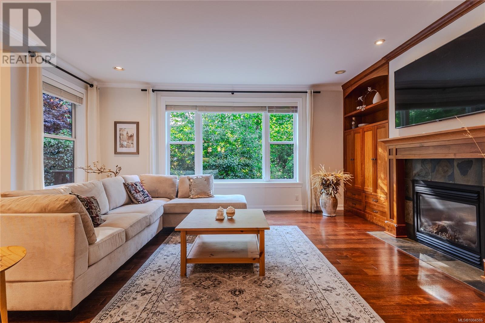 Photo 6 of 3948 Telegraph Bay Rd, Saanich BC