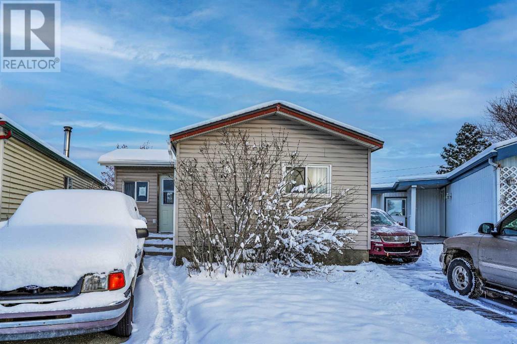 210 Erin woods Circle SE, Calgary, Alberta