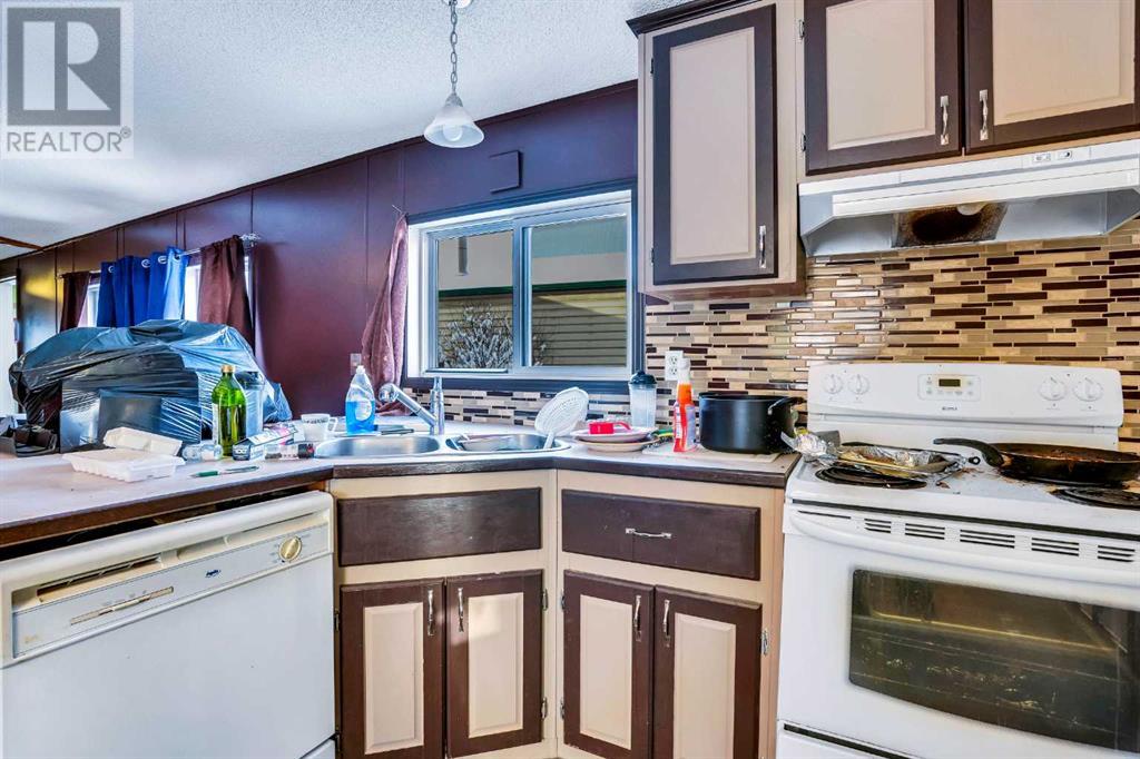 Single Family House Mobile Home for Sale in  Erin woods Circle SE Erin Woods Calgary 
