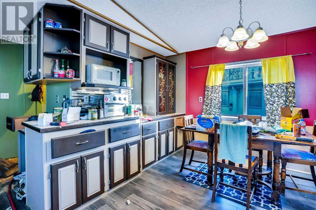 Single Family House Mobile Home for Sale in  Erin woods Circle SE Erin Woods Calgary 