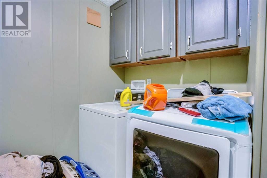 Single Family House Mobile Home for Sale in  Erin woods Circle SE Erin Woods Calgary 