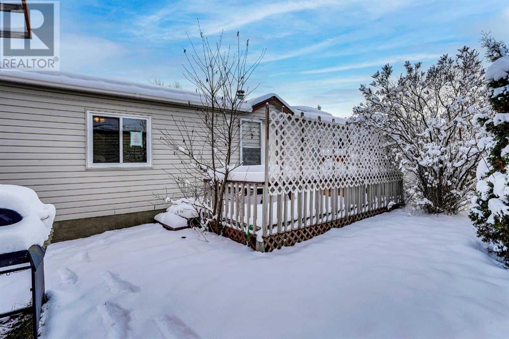 Single Family House Mobile Home for Sale in  Erin woods Circle SE Erin Woods Calgary 