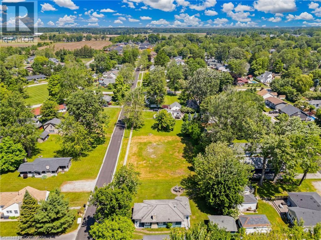 Photo 12 of 330 Rosewood Avenue, Crystal Beach ON