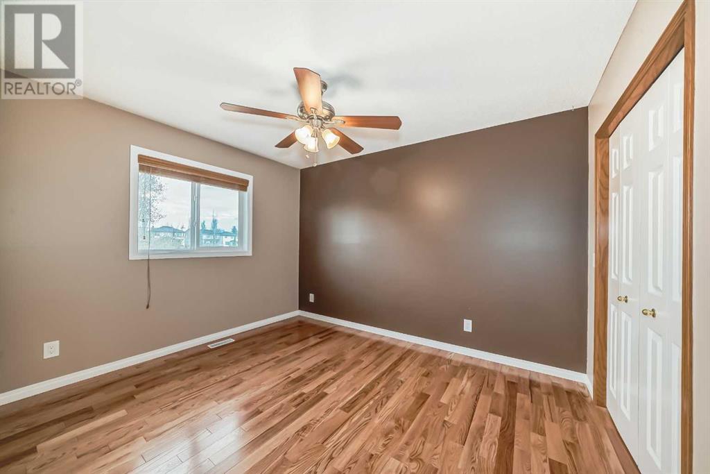 Single Family House for Sale in  Douglasview Rise SE Douglasdale/Glen Calgary 