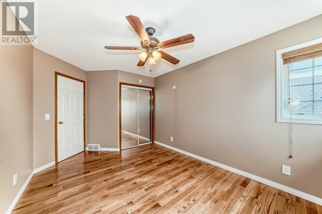 Single Family House for Sale in  Douglasview Rise SE Douglasdale/Glen Calgary 