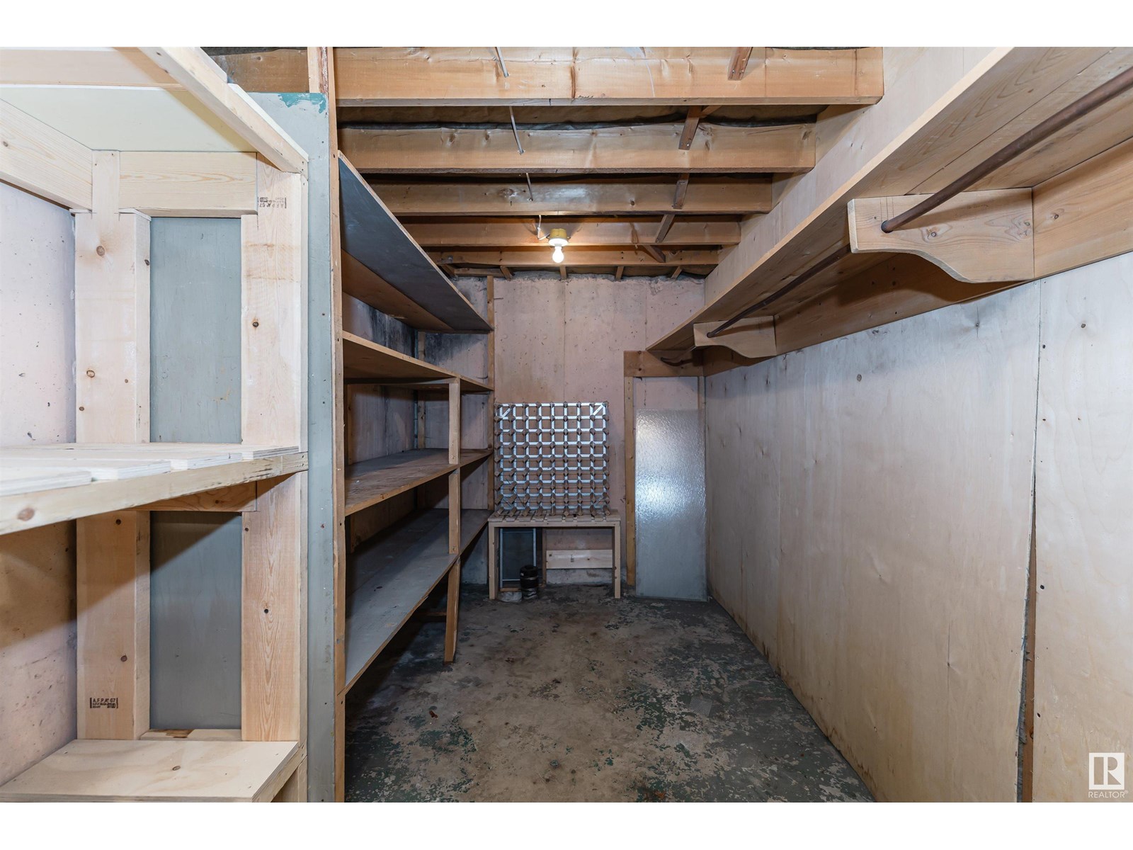 Photo 17 of 14732 91 Av Nw, Edmonton AB