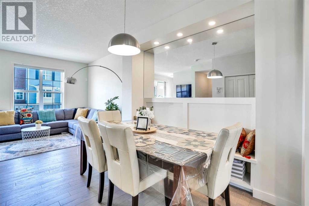 Single Family House for Sale in  Sherwood Row NW Sherwood Calgary 
