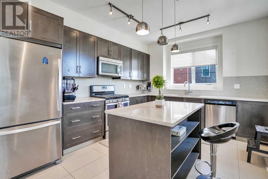 Single Family House for Sale in  Sherwood Row NW Sherwood Calgary 