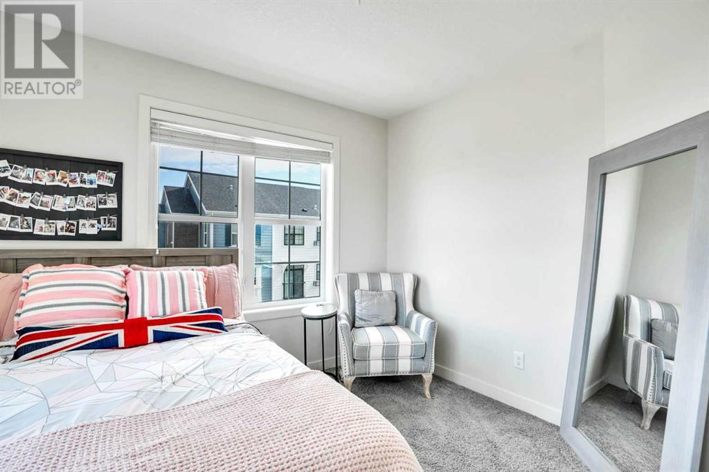 Single Family House for Sale in  Sherwood Row NW Sherwood Calgary 