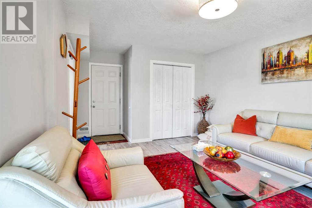 Single Family House for Sale in  Sherwood Row NW Sherwood Calgary 
