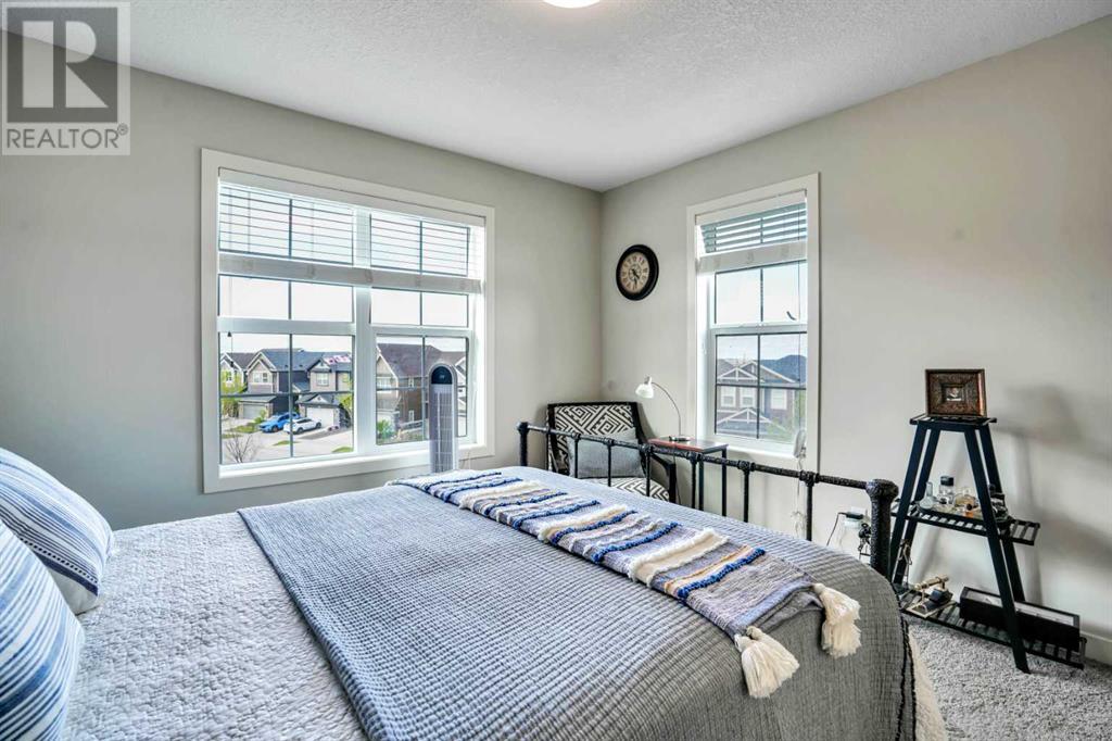 Single Family House for Sale in  Sherwood Row NW Sherwood Calgary 