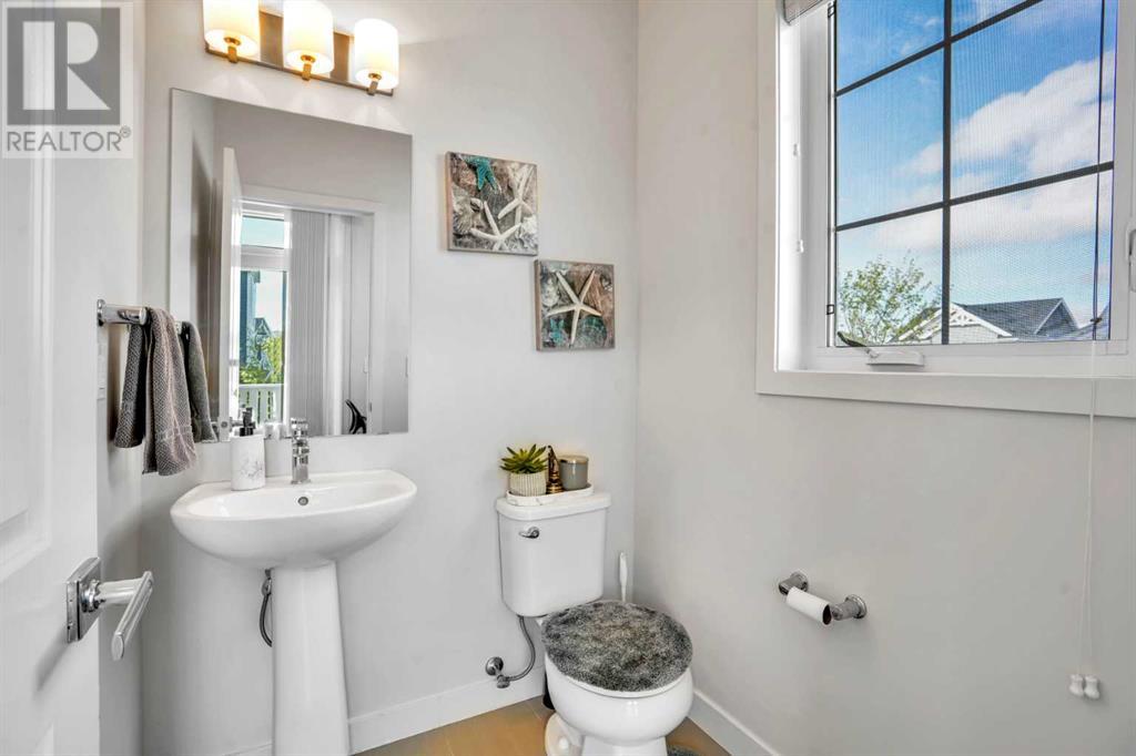 Single Family House for Sale in  Sherwood Row NW Sherwood Calgary 