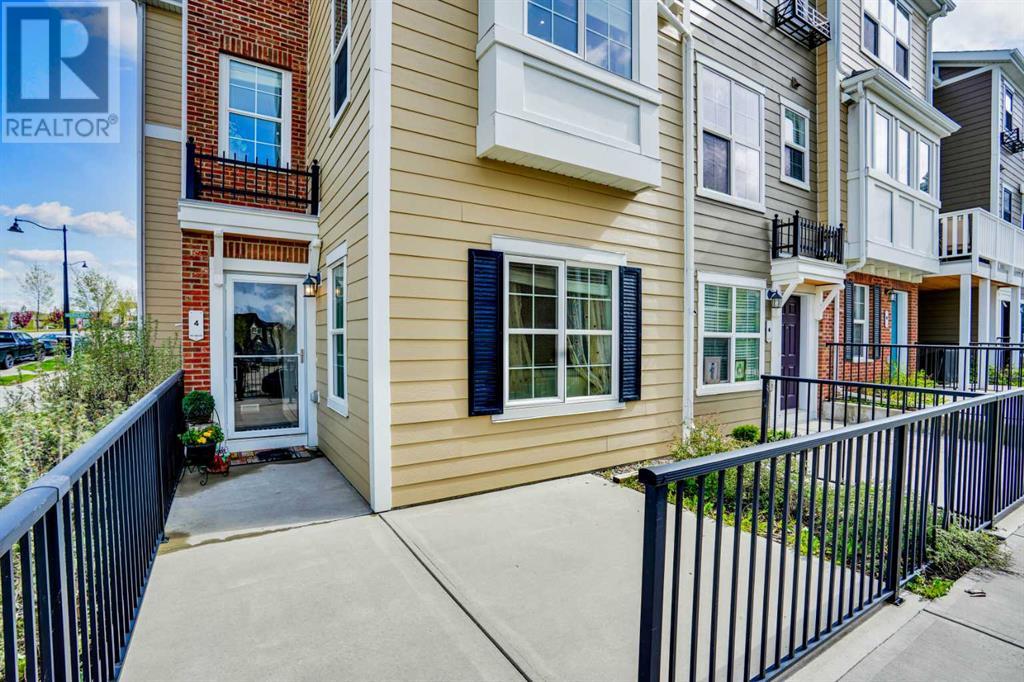 Single Family House for Sale in  Sherwood Row NW Sherwood Calgary 