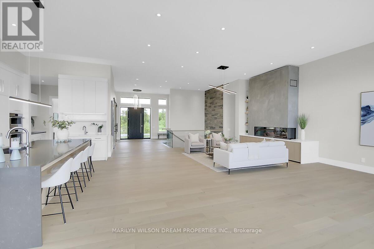 Photo 12 of 1070 Green Jacket Crescent, Ottawa ON