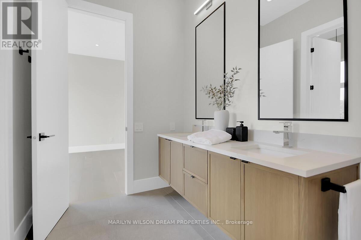 Photo 34 of 1070 Green Jacket Crescent, Ottawa ON