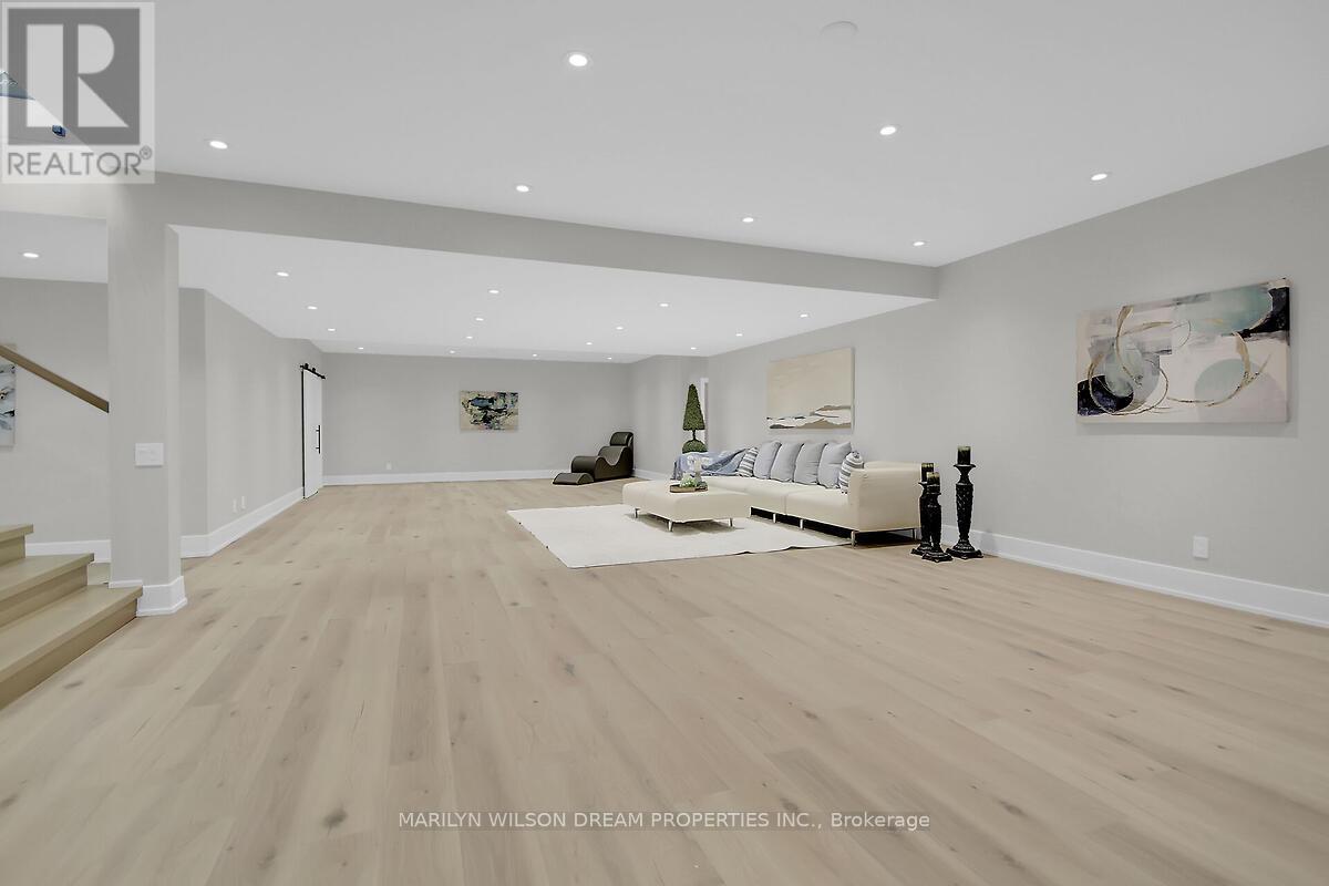 Photo 38 of 1070 Green Jacket Crescent, Ottawa ON