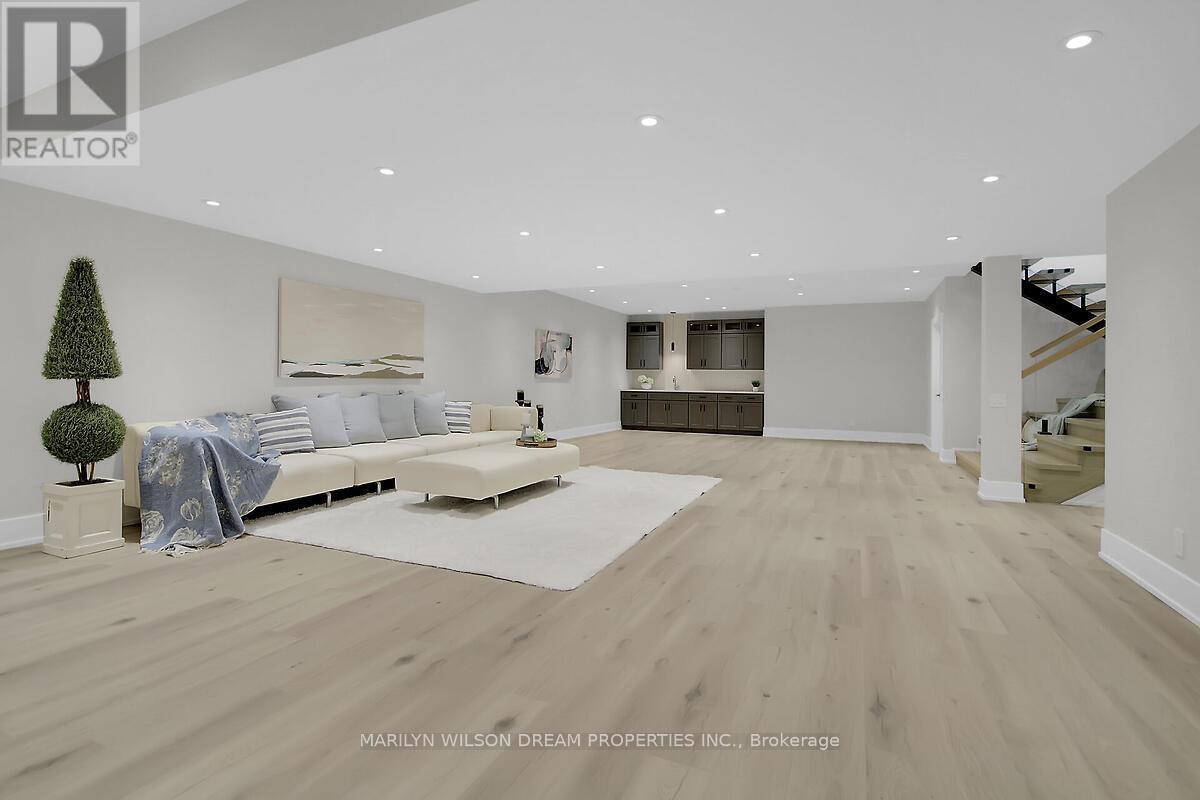 Photo 39 of 1070 Green Jacket Crescent, Ottawa ON