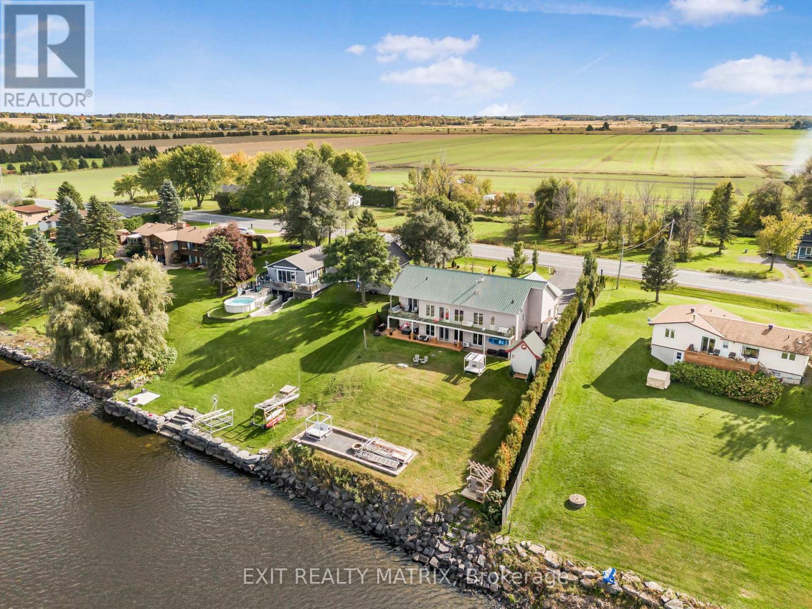 Photo 5 of 1624 Bay Road, Champlain ON