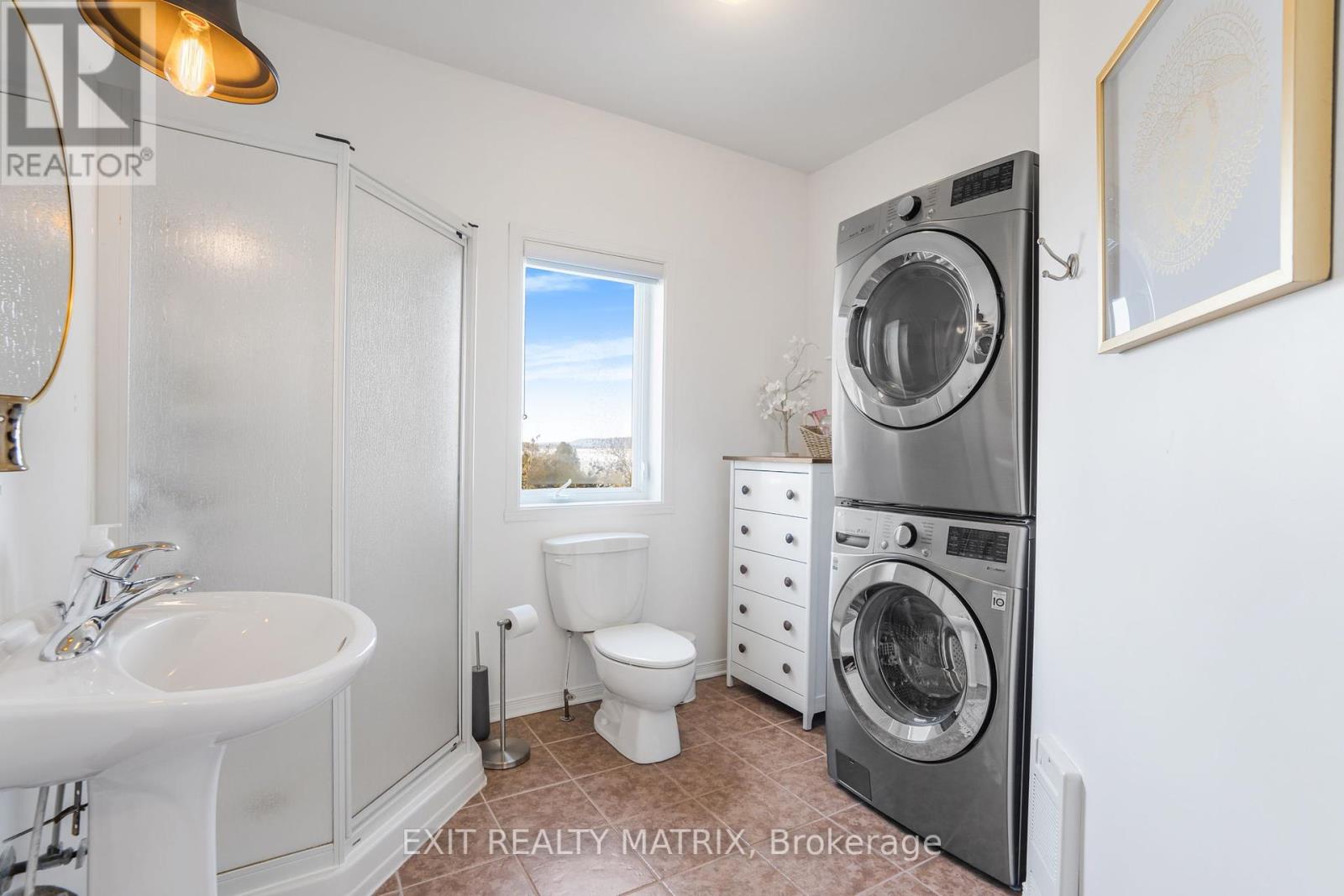 Photo 34 of 1624 Bay Road, Champlain ON