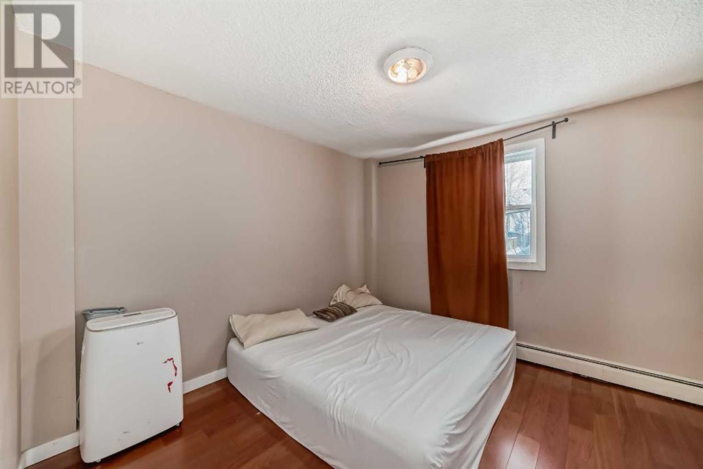 Single Family House for Sale in    Street SW Altadore Calgary 