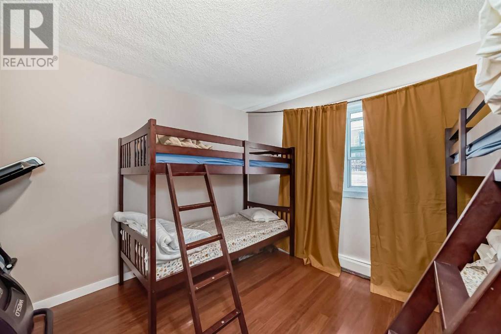 Single Family House for Sale in    Street SW Altadore Calgary 