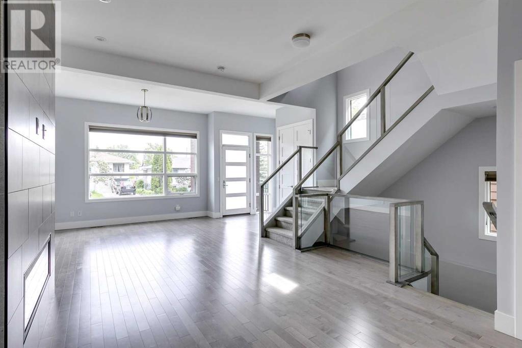 Single Family House for Sale in   Street NW Banff Trail Calgary 