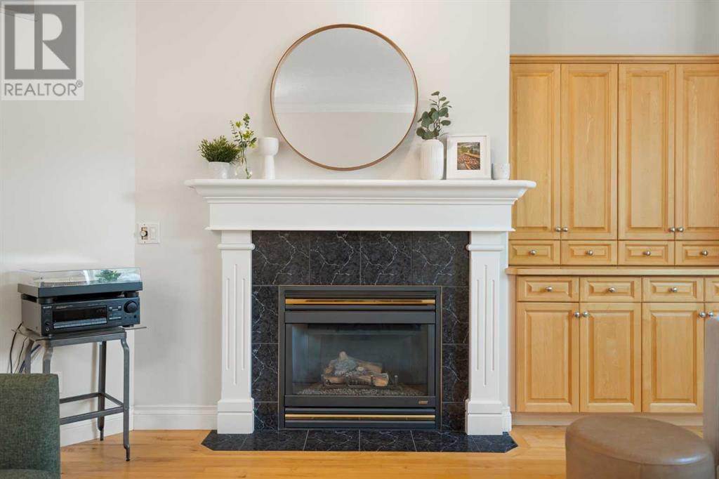 Single Family House for Sale in   Avenue SW Windsor Park Calgary 