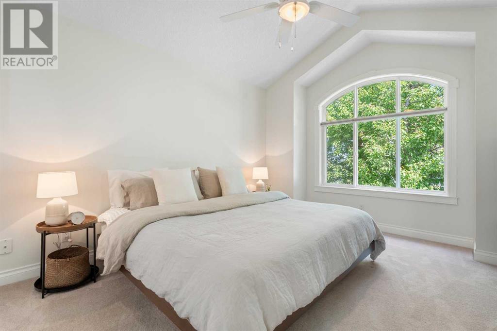 Single Family House for Sale in   Avenue SW Windsor Park Calgary 