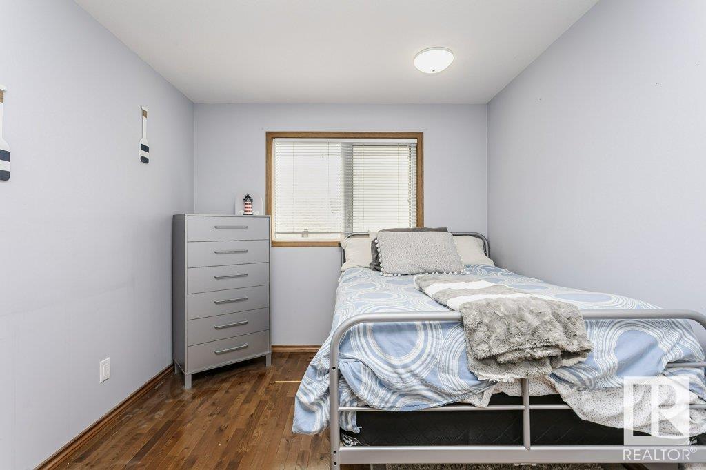Photo 28 of 6327 145 A St Nw, Edmonton AB