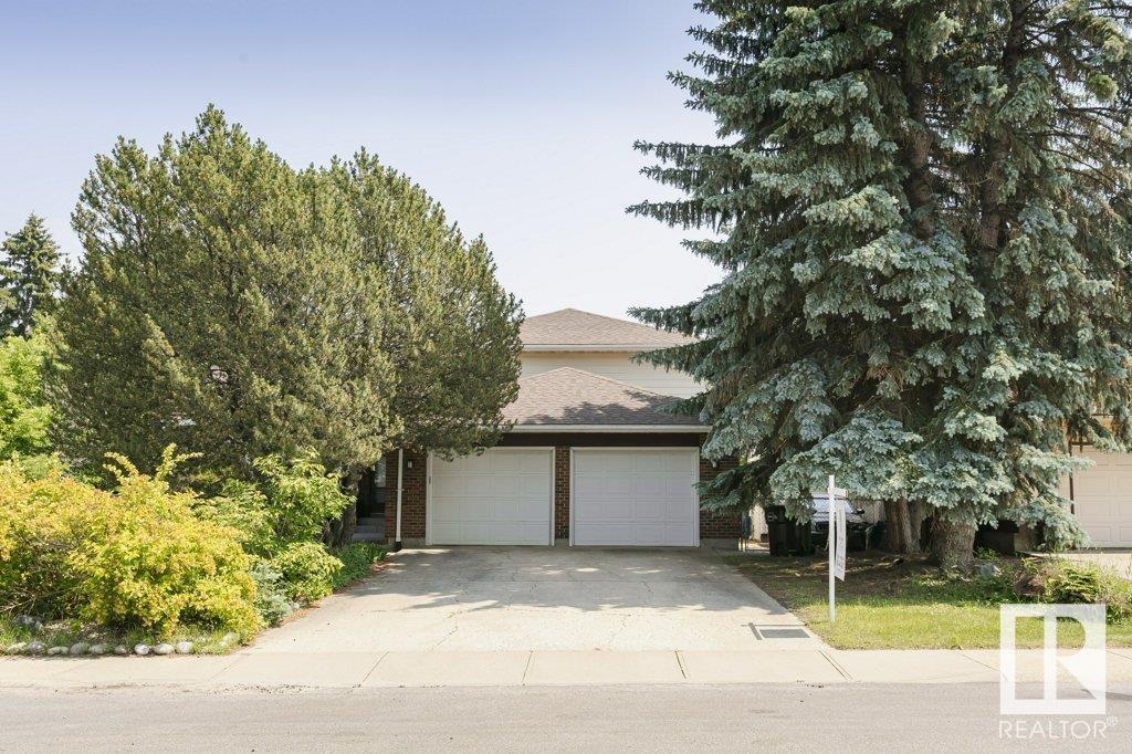 Photo 3 of 6327 145 A St Nw, Edmonton AB