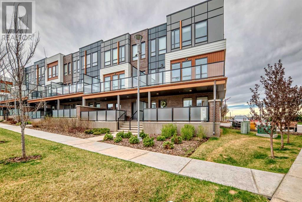 Single Family House for Sale in  Norford Common NW University District Calgary 