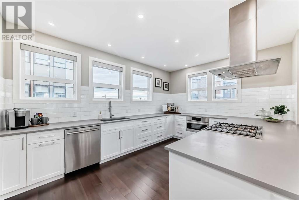 Single Family House for Sale in  Norford Common NW University District Calgary 