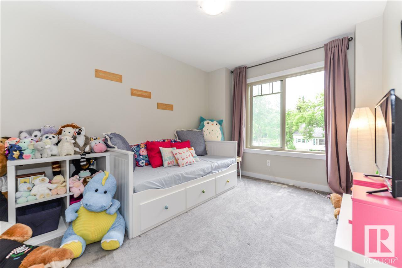 Photo 18 of 10535 67 Av Nw, Edmonton AB