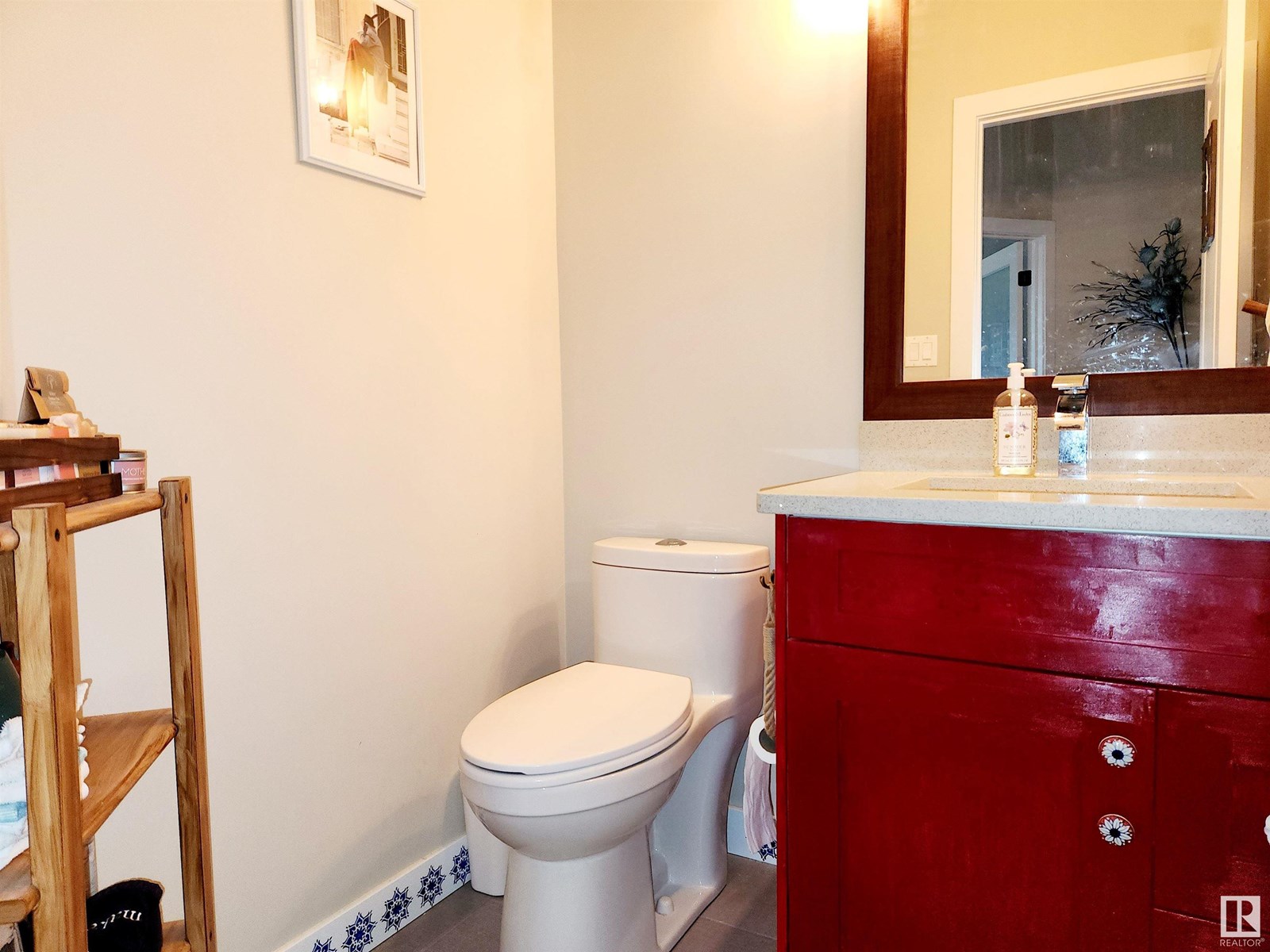 Photo 8 of 10535 67 Av Nw, Edmonton AB