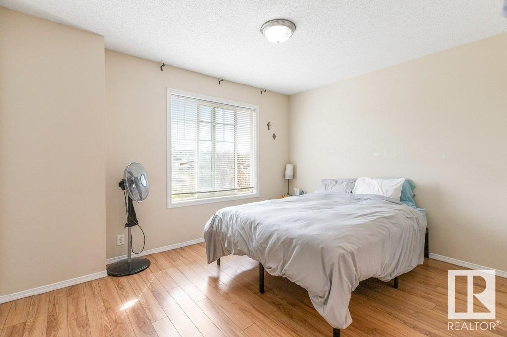 Photo 18 of 68 3075 Trelle Cr Nw, Edmonton AB