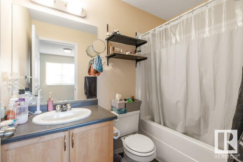 Photo 2 of 68 3075 Trelle Cr Nw, Edmonton AB