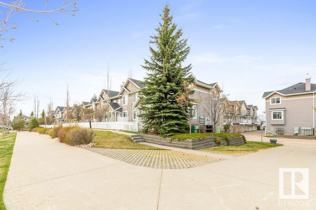 Photo 11 of 68 3075 Trelle Cr Nw, Edmonton AB
