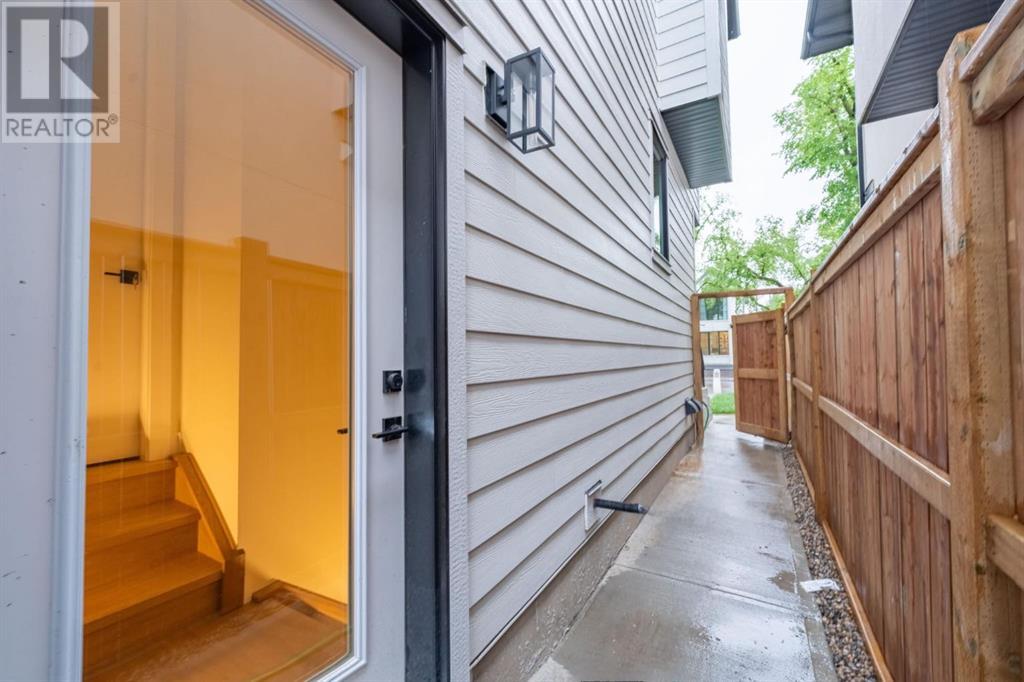 Single Family House for Sale in   Avenue NW West Hillhurst Calgary 