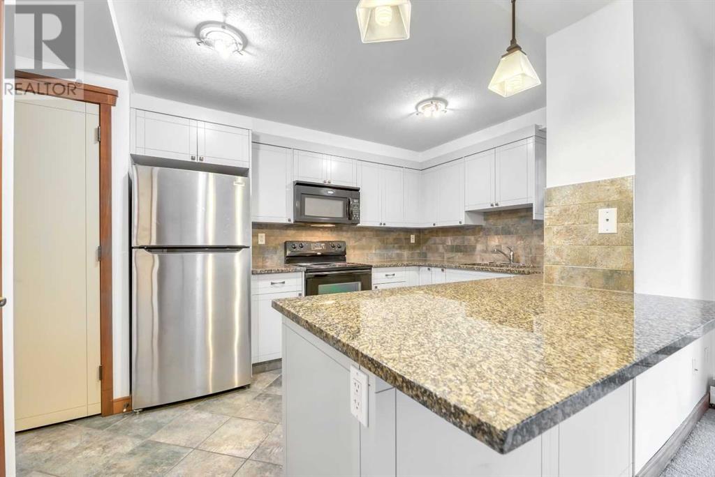Single Family House for Sale in    Avenue SW Windsor Park Calgary 