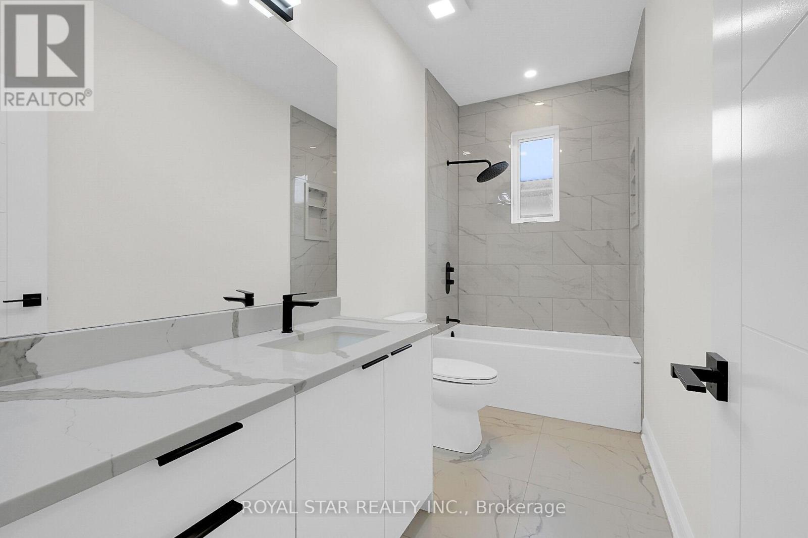 Photo 18 of 553 Mutual Street, Ottawa ON