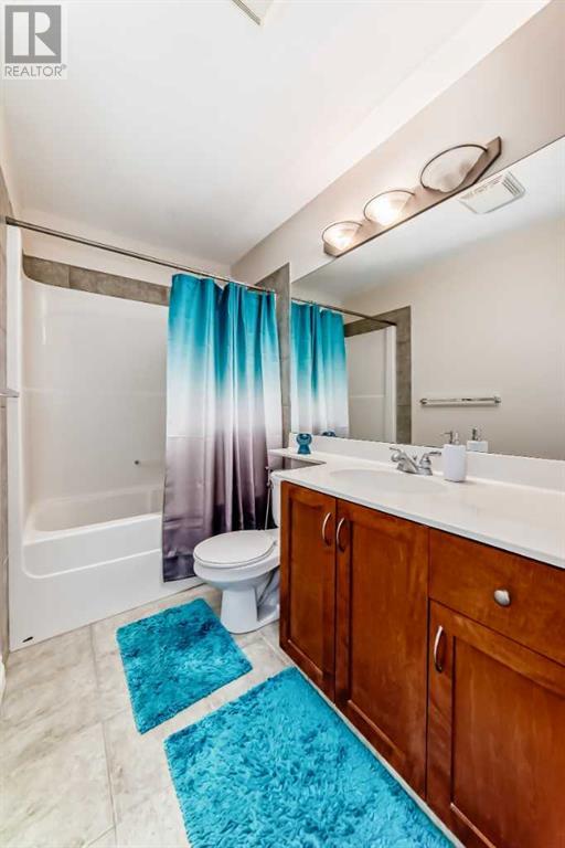 Single Family House for Sale in   Hemlock Crescent Spruce Cliff Calgary 