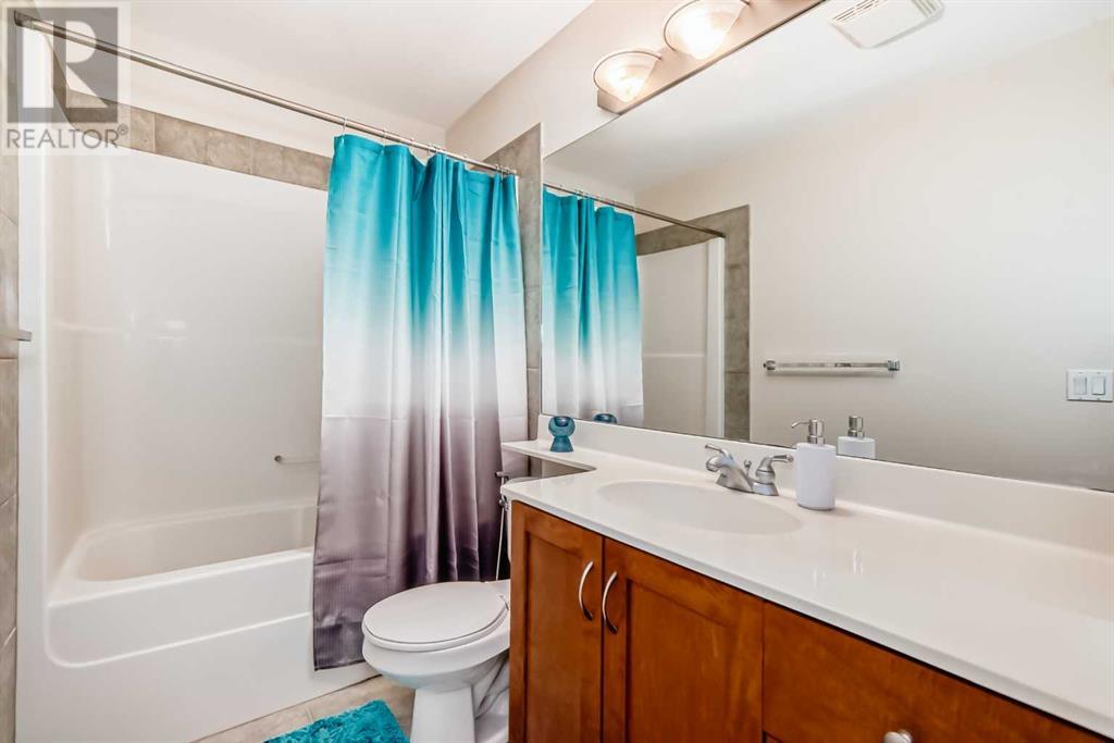 Single Family House for Sale in   Hemlock Crescent Spruce Cliff Calgary 