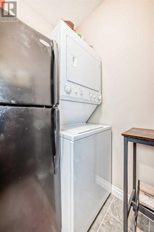 Single Family House for Sale in   Hemlock Crescent Spruce Cliff Calgary 